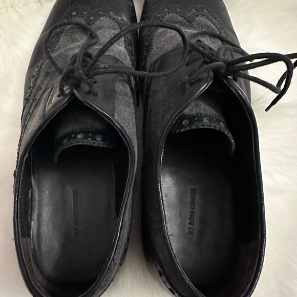 EUC Men’s Hugo Boss Orange Oxford Wingtip Shoes size 8-8.5. - Picture 4 of 8